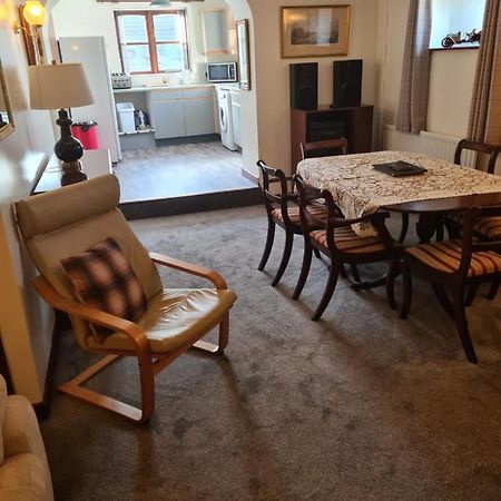 Brown Cow Apartment Dalton in Furness Extérieur photo